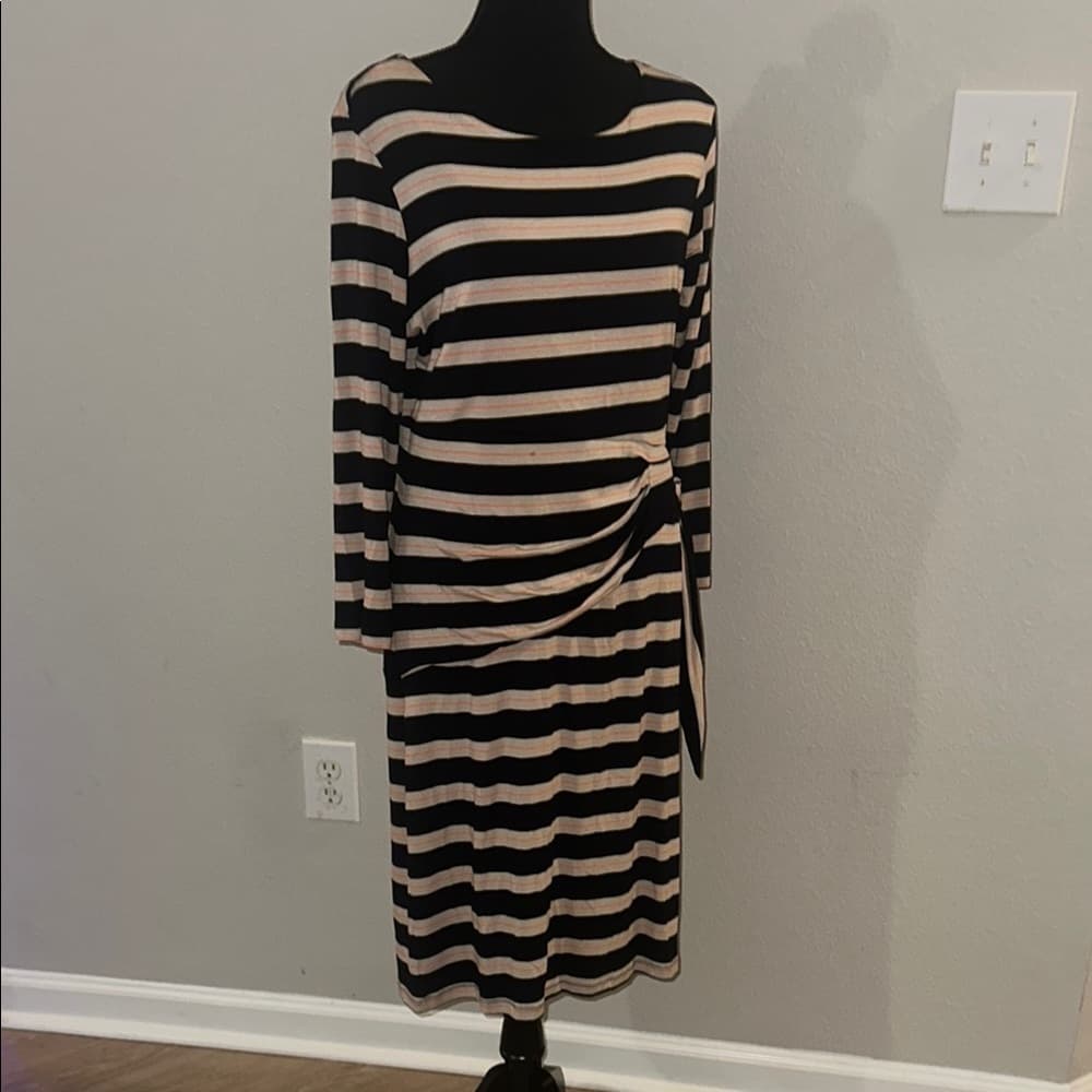 Larry Levine Black and Tan Ruched Sheath Dress